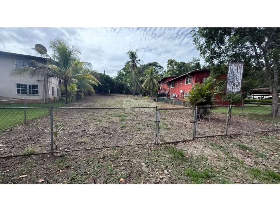 CLAYTON / 876M / TERRENO PLANO / ZONIFICACION R2D1 / SOBRE VIA