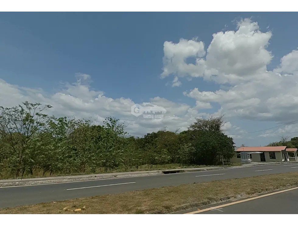 SE VENDE TERRENO COMERCIAL EN LA MESA DE VERAGUAS VIA INTERAMERICANA