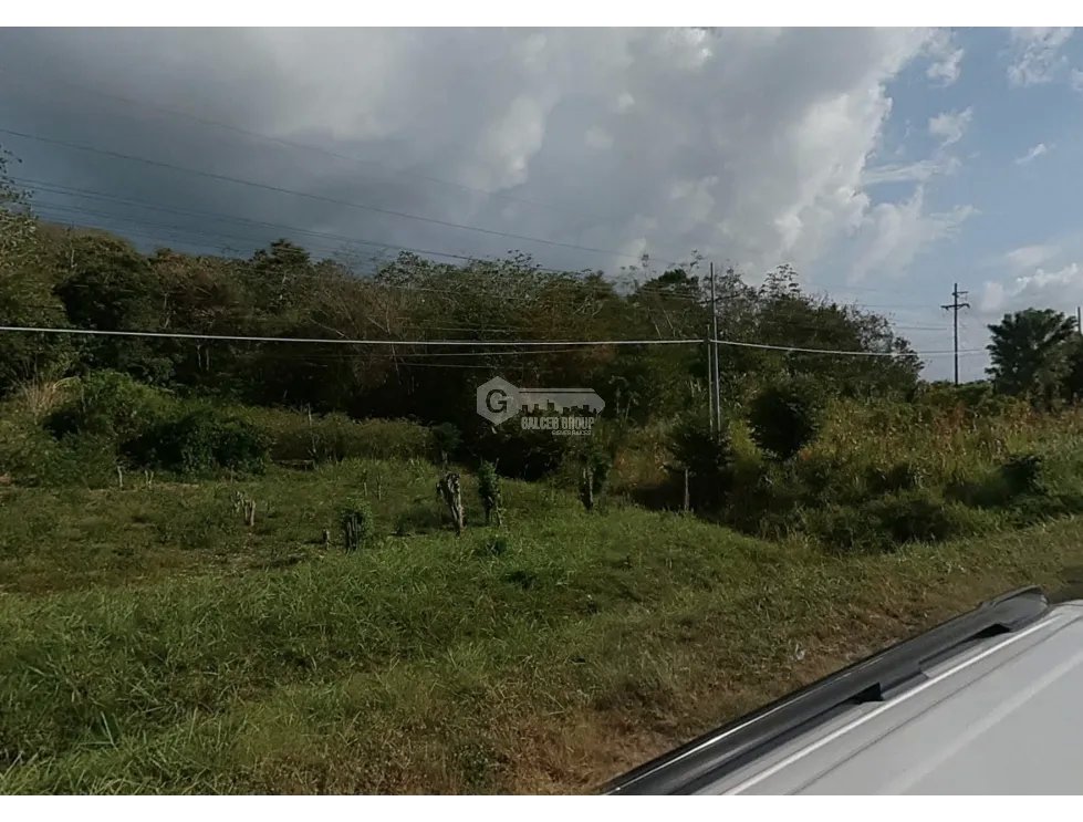 SE VENDE TERRENO COMERCIAL EN CAPIRA 1300M SOBRE VIA INTERAMERICANA