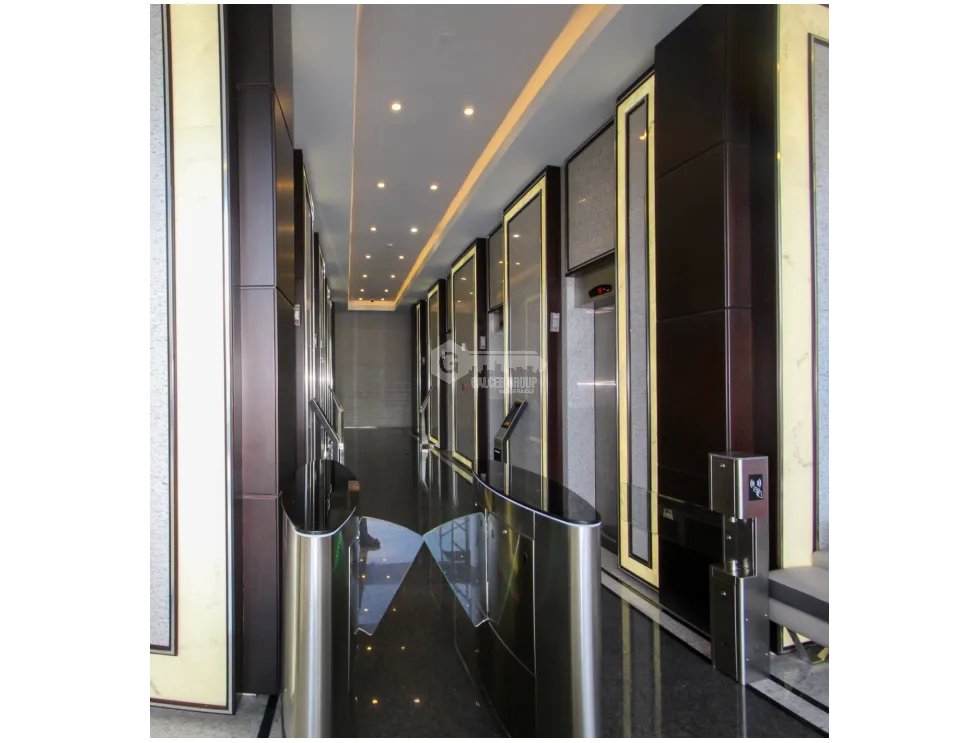 GOLDEN POINT / TUMBA MUERTO / 102M / DIVISION / 3 PARKING / SOBRE VIA
