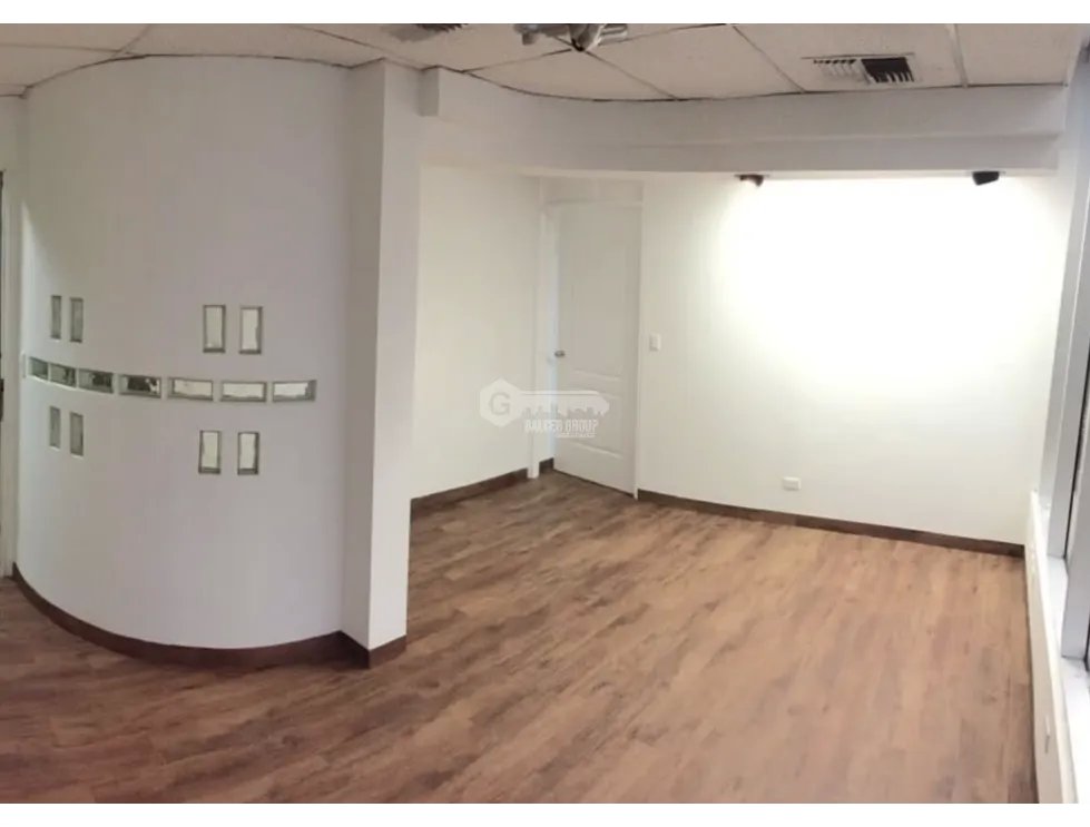 OBARRIO / PLAZA EJECUTIVA / 78M / DIVISIONES / PISO MEDIO / SOBRE VIA