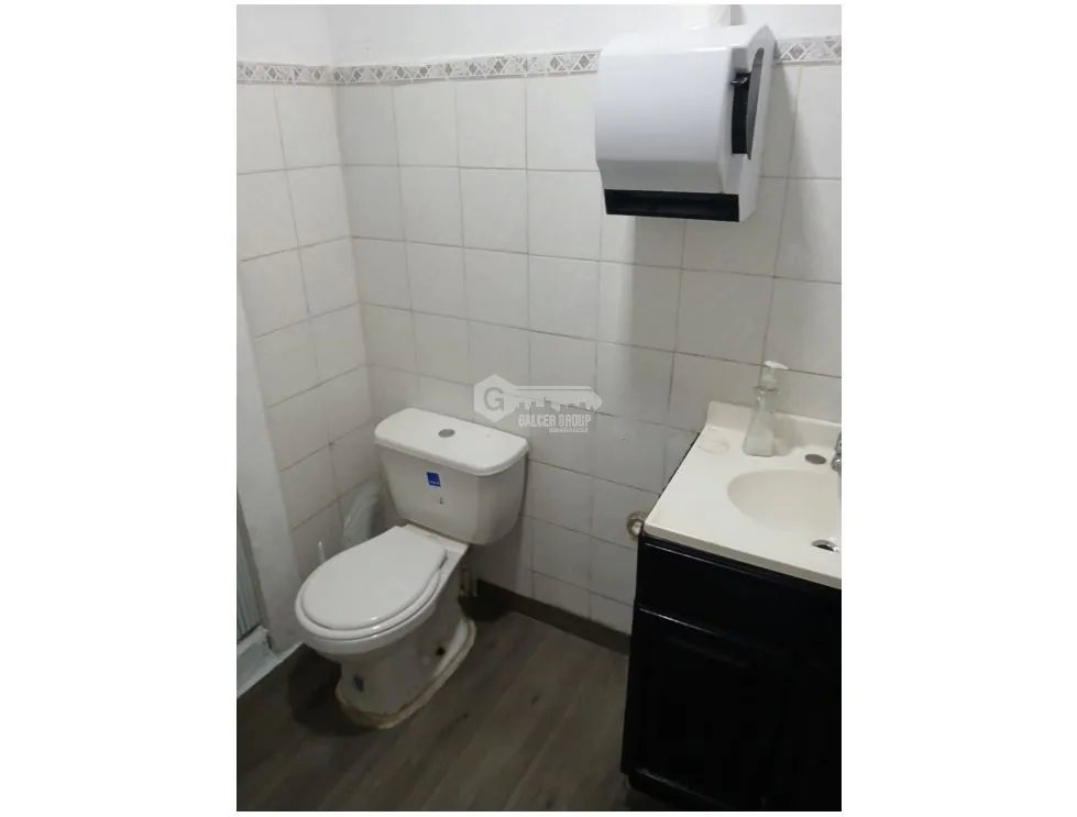 EL CARMEN / PLAZA LINAMAR / 130M / PLANTA BAJA / DIVISIONES / VACIO
