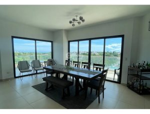 SE VENDE APARTAMENTO EN SAN CARLOS 313 M 4 HABITACIONES VISTA MAR