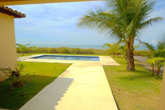 Amplia casa en La Barqueta, Las Olas Resort