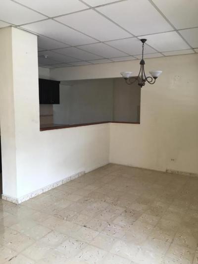 113642 - Las acacias - properties