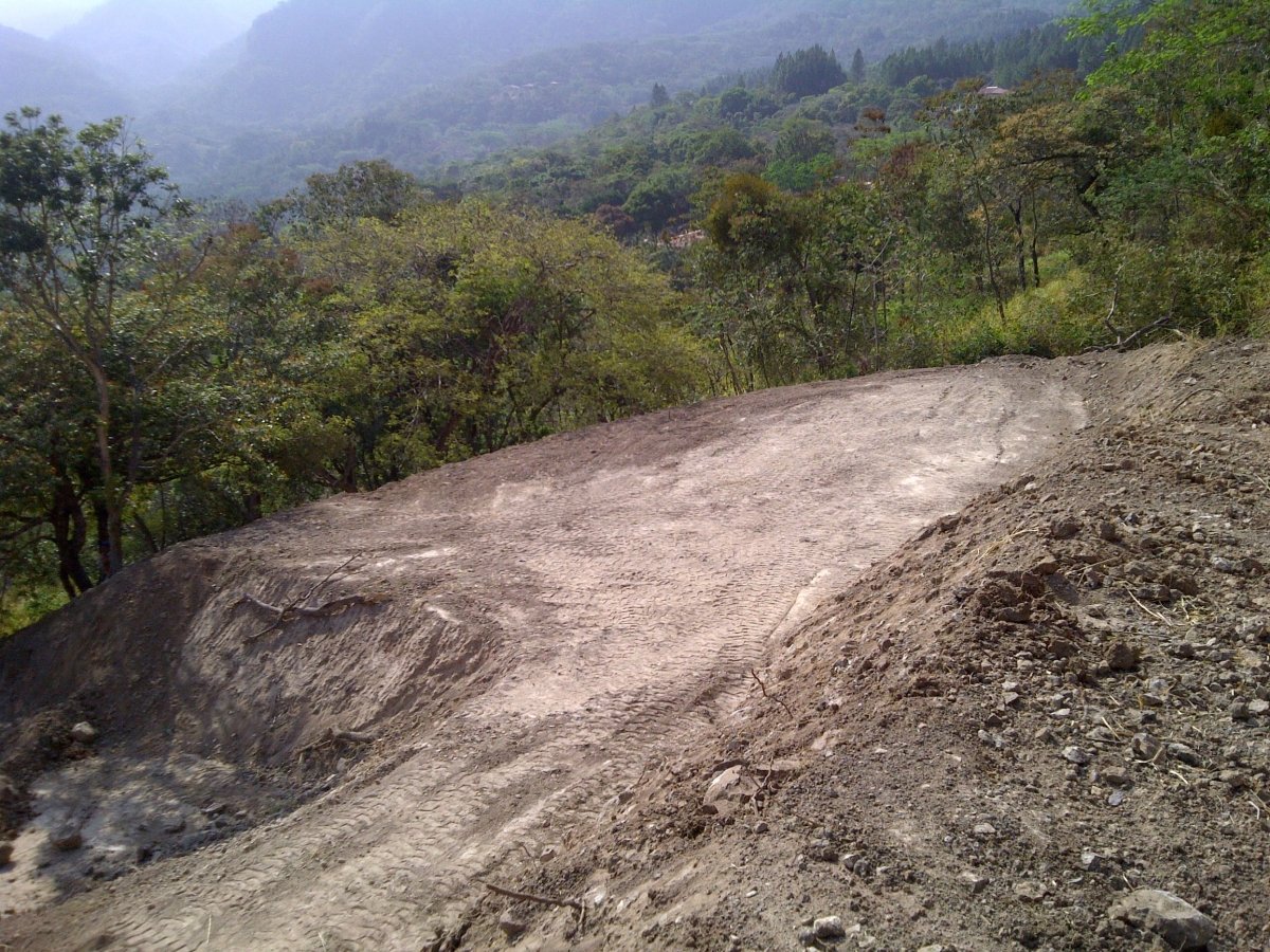 Lote espacioso
