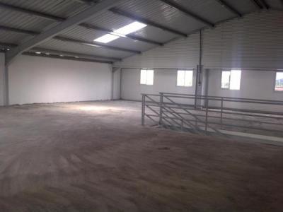 114652 - Las mañanitas - properties - warehouse las americas