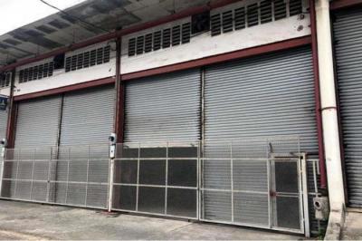 120302 - Cristobal - warehouses