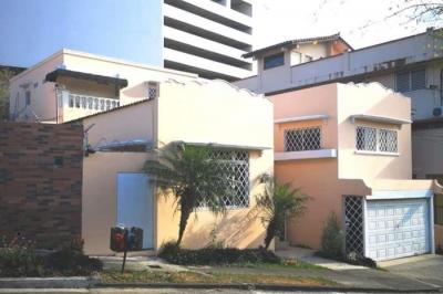 120761 - Betania - houses