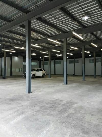 123533 - Llano bonito - warehouses