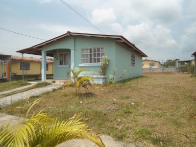 12611 - Ciudad de Panamá - casas - villas de la alameda
