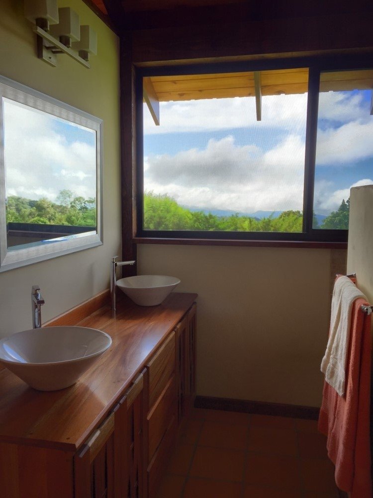 Exclusivo Balinés pod casa con vista al mar - fresco y cómodo
