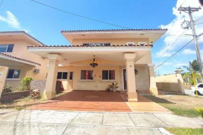 127636 - Brisas del golf - casas