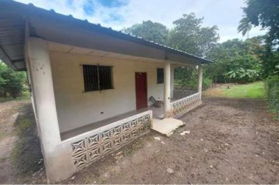 127988 - El higo - properties