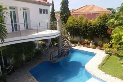 128470 - Costa del este - casas