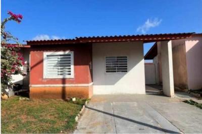 132954 - Barrio colon - properties