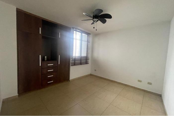 Apartamento en venta en condado del rey, panamá