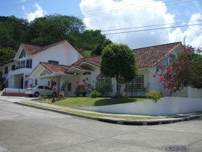 13599 - Club de golf - san miguelito - casas