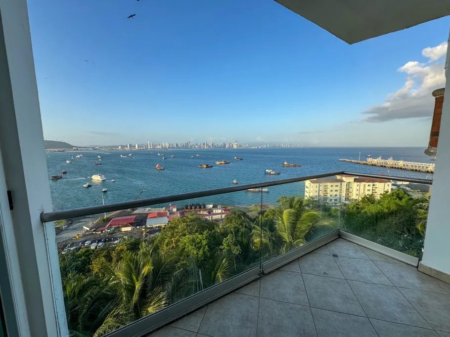Venta de apartamento en Causeway de Amador, Isla Perico, PH Brisas de ...