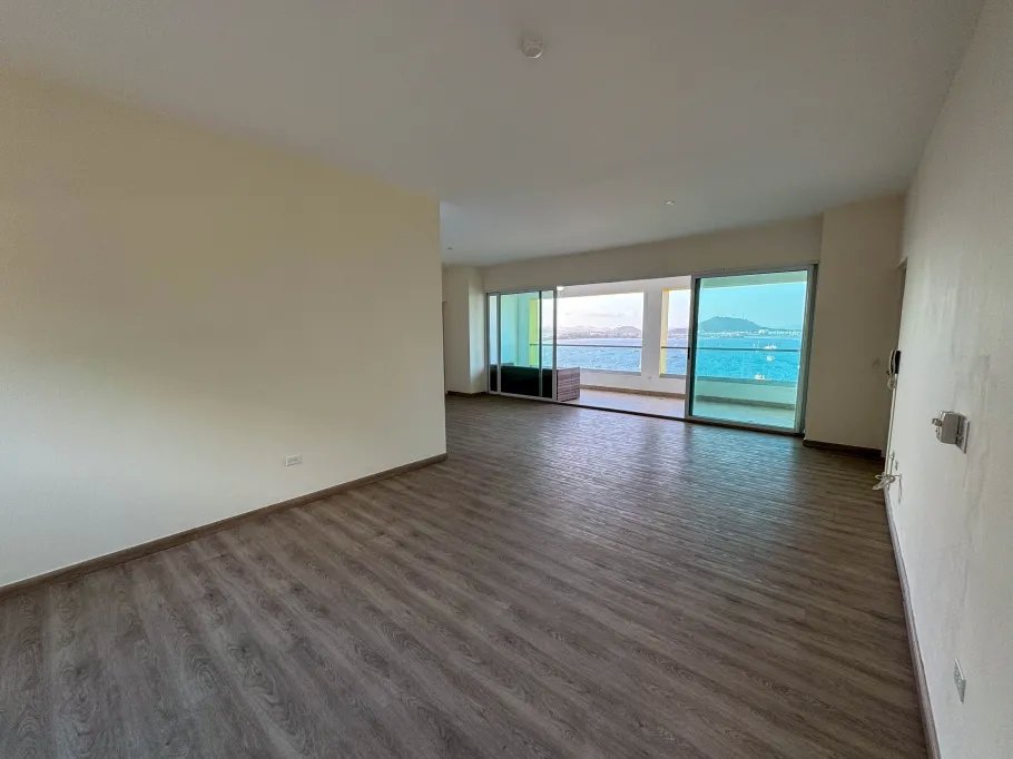 Venta de apartamento en Causeway de Amador, Isla Perico, PH Brisas de Amador