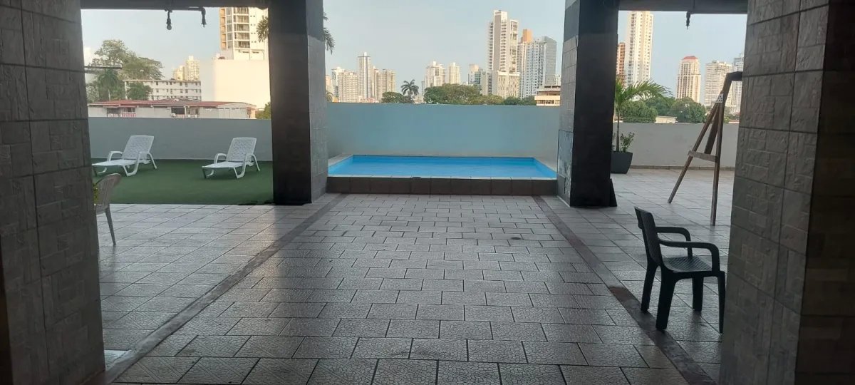 Venta apartamento PH Plaza Valencia,Via España