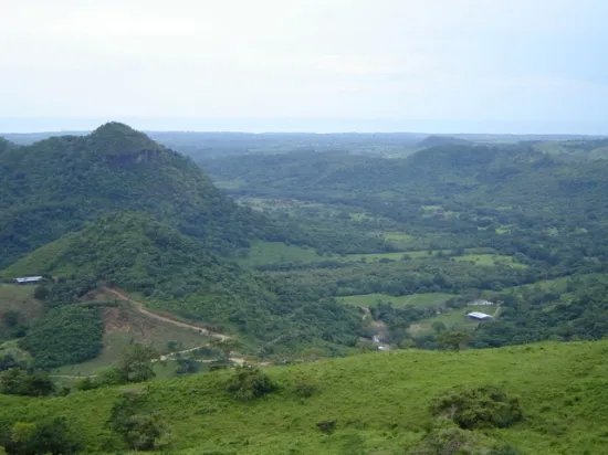 90 hectares with river and knoll - perfect for a top-notch gated community
