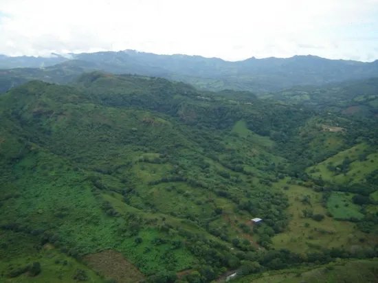 90 hectares with river and knoll - perfect for a top-notch gated community