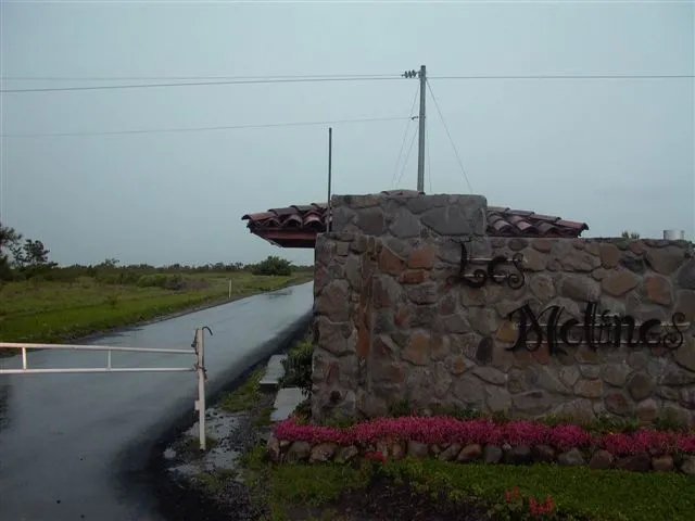 8 Hectares at the entrance of Los Molinos