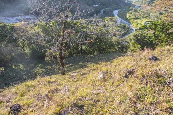 Precioso piso de la granja en el r