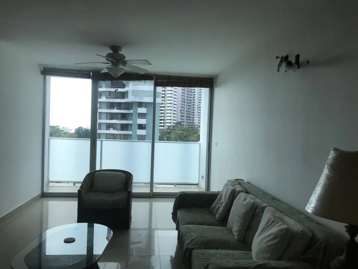 Apartamento de 2 dormitorios y 2 ba