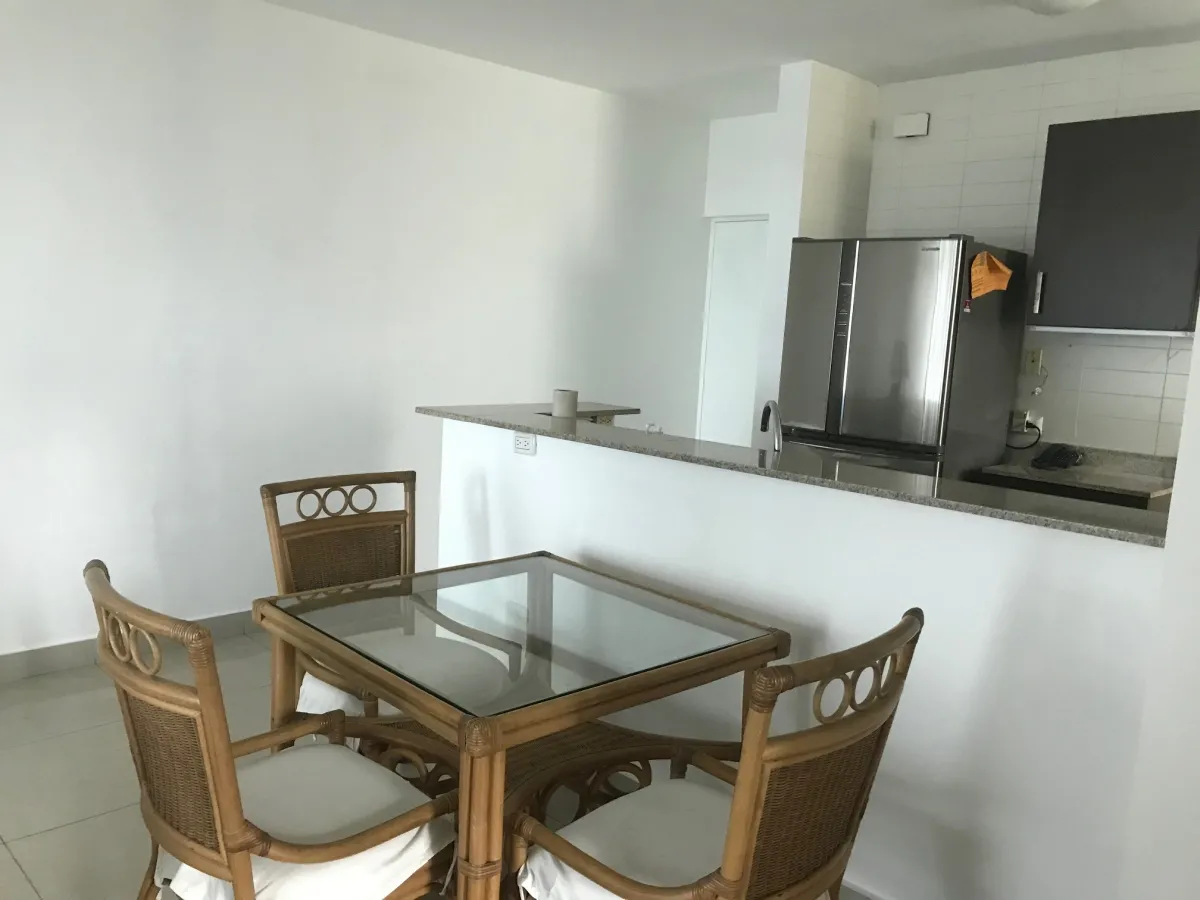 Apartamento de 2 dormitorios y 2 ba