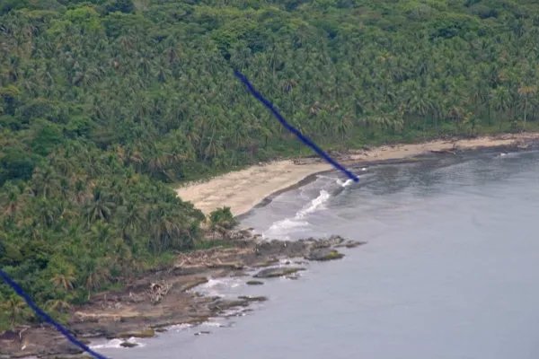 Caribbean beach front, private cove, Cocle del Norte, Colon