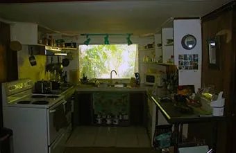 Corner lot for sale, just across the stree from the park in Llanos de Curundu