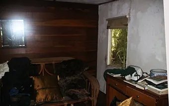 Corner lot for sale, just across the stree from the park in Llanos de Curundu