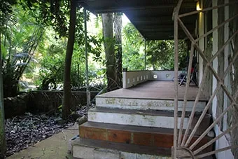 Lote en esquina en venta, justo al otro lado de la calle del parque en...