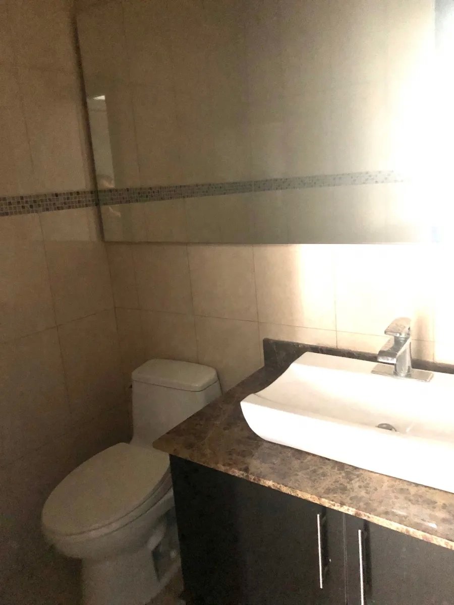 3 Bedroom Apartment with Bay views for sale in Amador Heights
