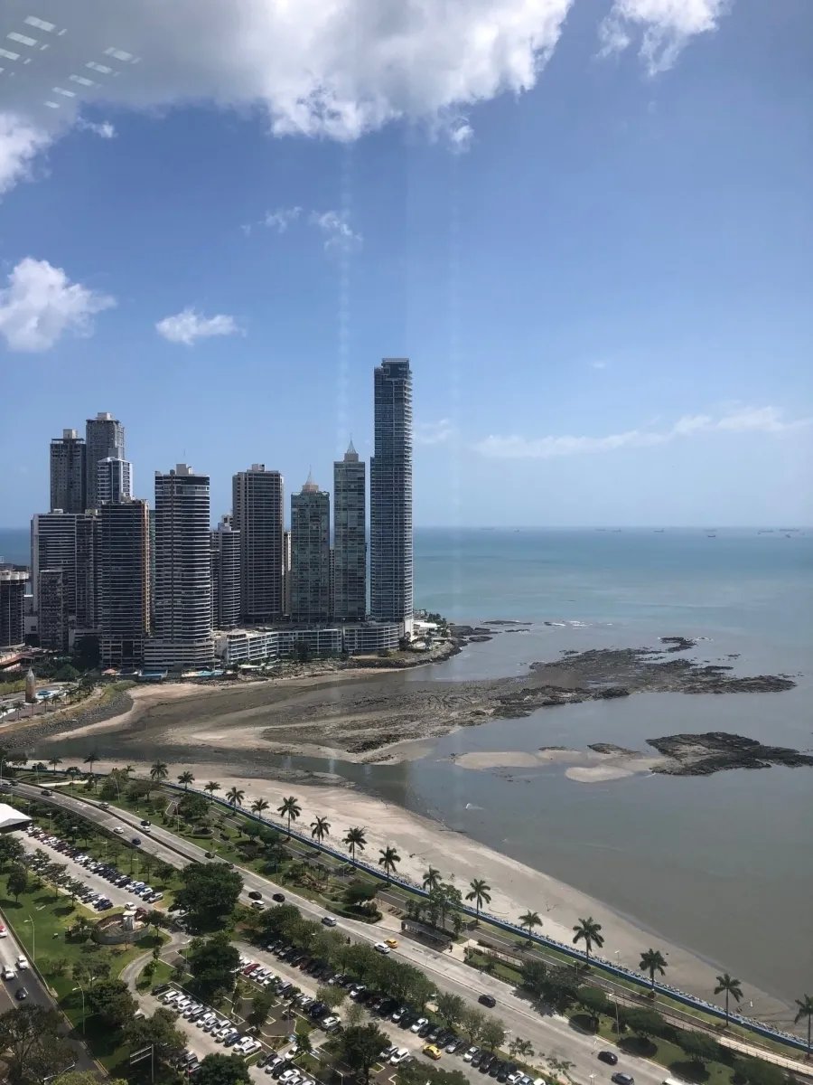 Finished Office Space for Rent in BICSA Financial tower