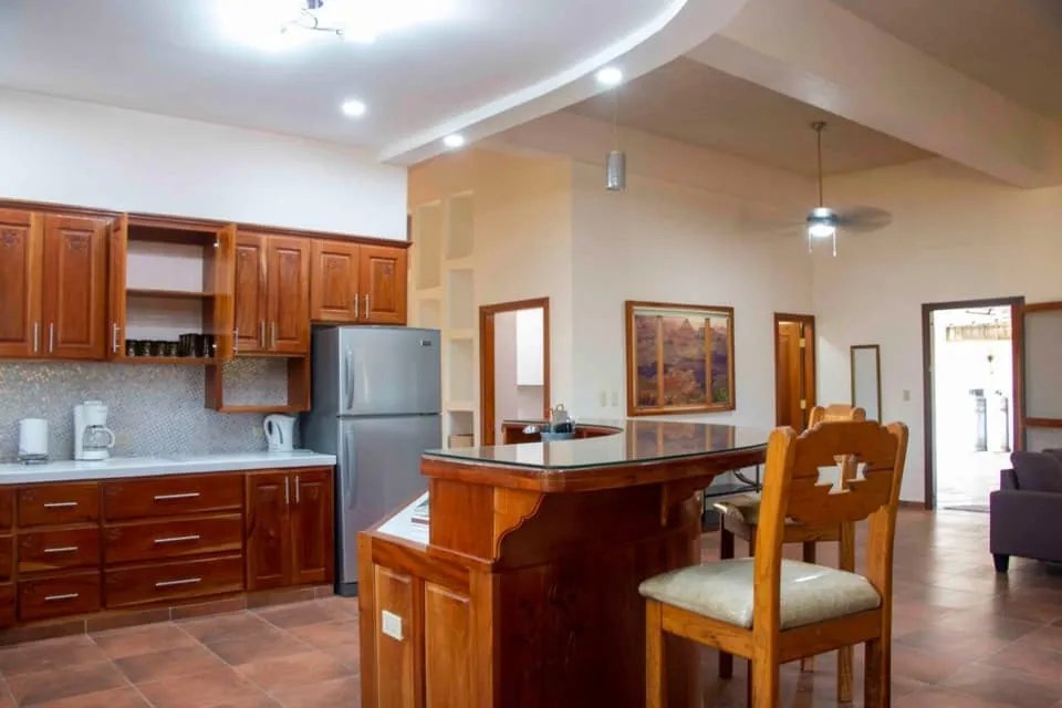 CASA A LA VENTA EN LAGO BAY