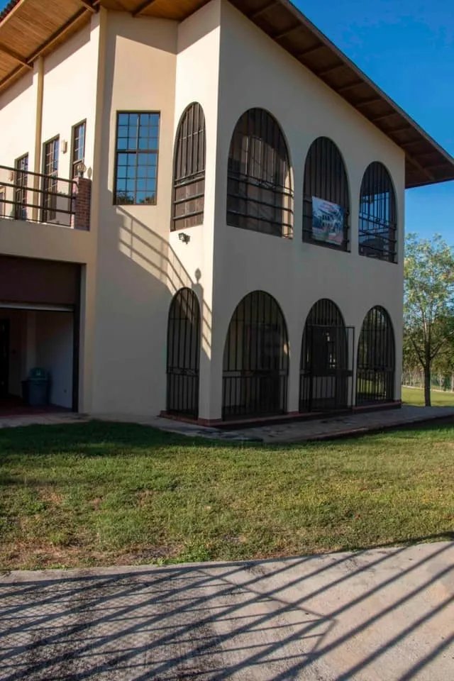 LAGO BAY HOME FOR SALE
