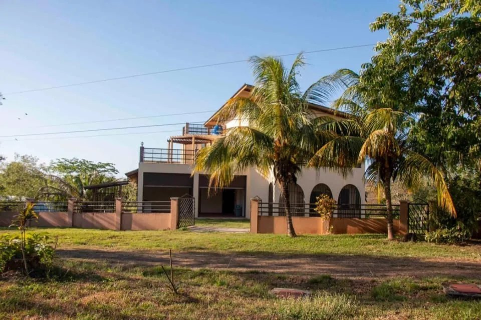 LAGO BAY HOME FOR SALE