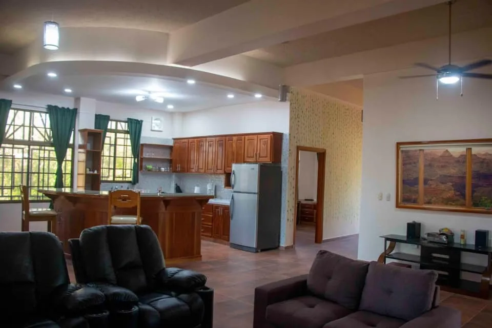 CASA A LA VENTA EN LAGO BAY