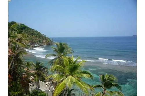 CASA FRENTE AL MAR CARIBE, UBICADA EN LA PROVINCIA DE COLON, ISLA GRAN...