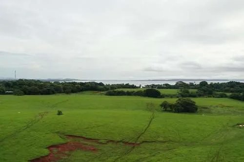 Land For Sale in Hicaco, near to Santa Catalina, veraguas. Panamá.