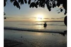 SE VENDE ESPECTACULAR PROPIEDAD EN PLAYA EL GATO