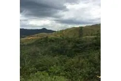 Se Vende Amplio Terreno en Santa Fe, Veraguas. Panamá.