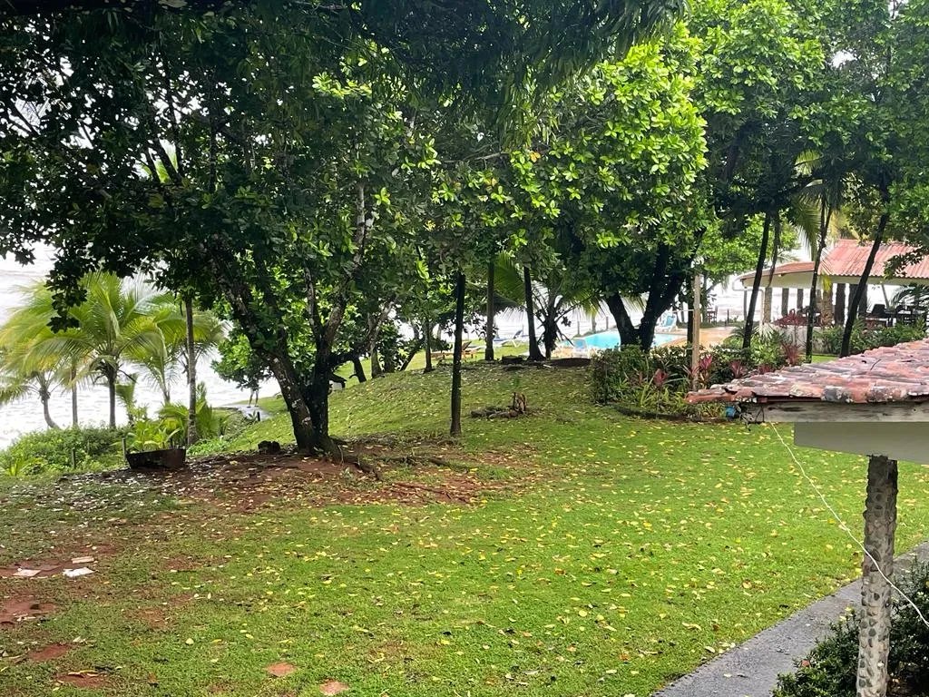 Se Vende Hotel en Playa Reina, Mariato, Veraguas