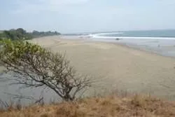 42 hectareas frente a playa en Playa Chumico Pedasi