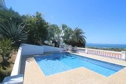 SANTA CATALINA OCEAN VIEW VILLA WITH 2 HECTARES (5 ACRES).