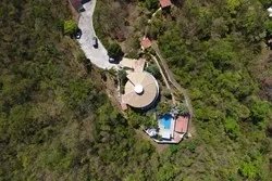 SANTA CATALINA OCEAN VIEW VILLA WITH 2 HECTARES (5 ACRES).