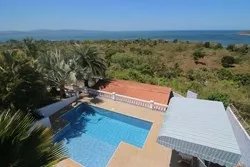 SANTA CATALINA OCEAN VIEW VILLA WITH 2 HECTARES (5 ACRES).
